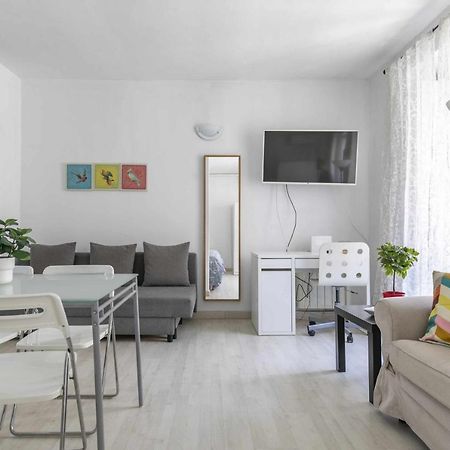 Acogedor Y Centrico Estudio Lägenhet Madrid Exteriör bild
